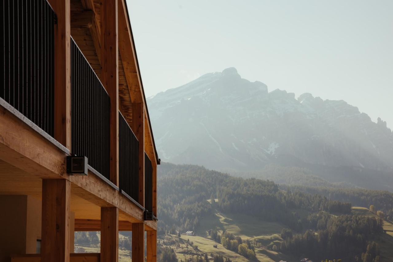 Hotel Lech Da Sompunt Badia  Bagian luar foto