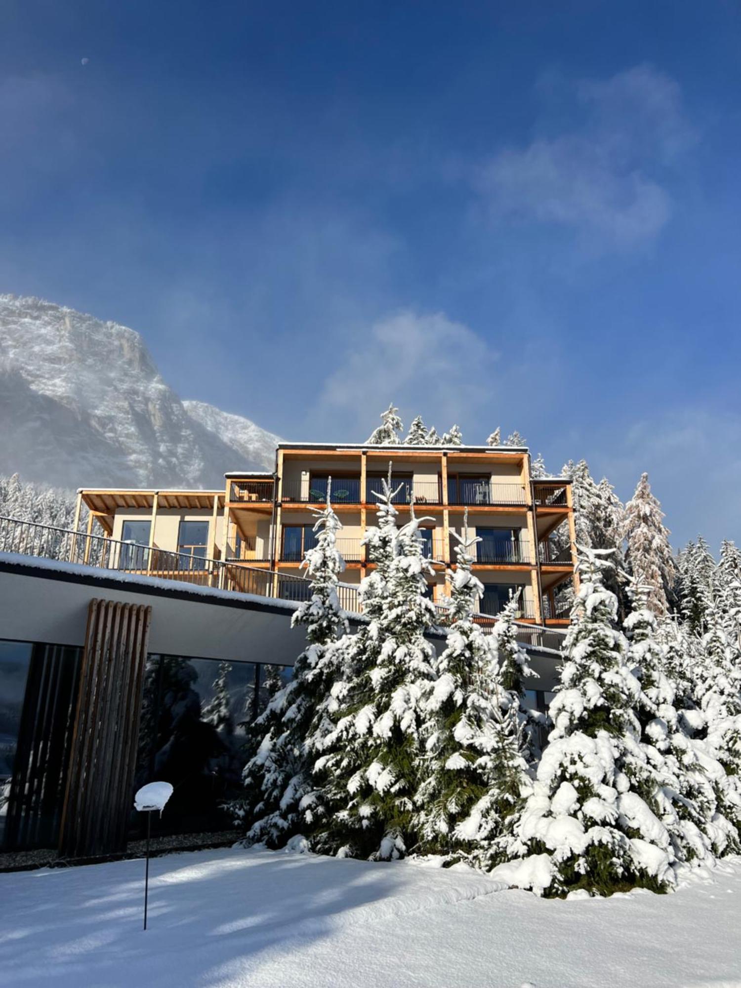 Hotel Lech Da Sompunt Badia  Bagian luar foto