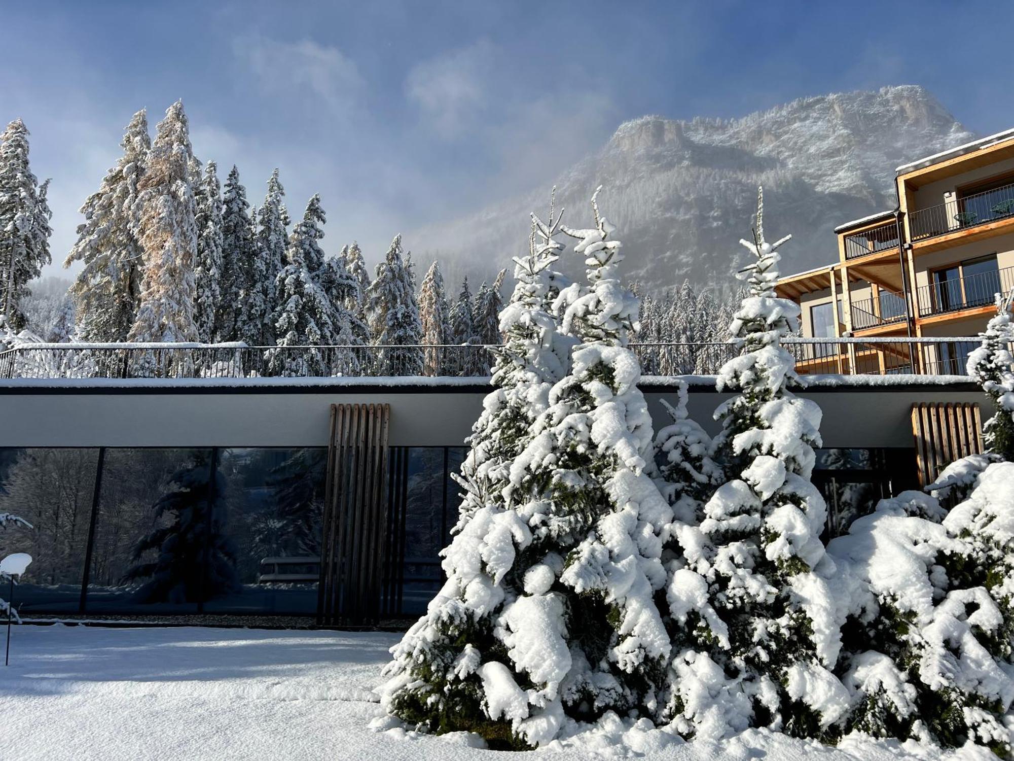 Hotel Lech Da Sompunt Badia  Bagian luar foto